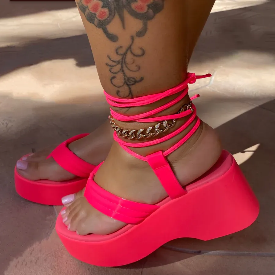 ABELLA02 - NEON PINK