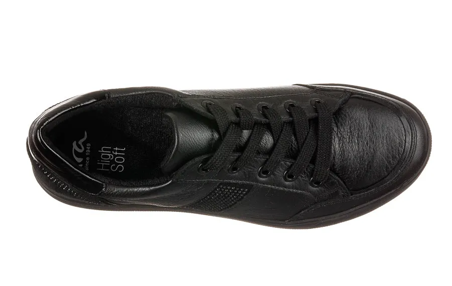 Ara Coach