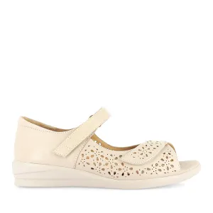 DAFFODIL W - ALMOND LEATHER