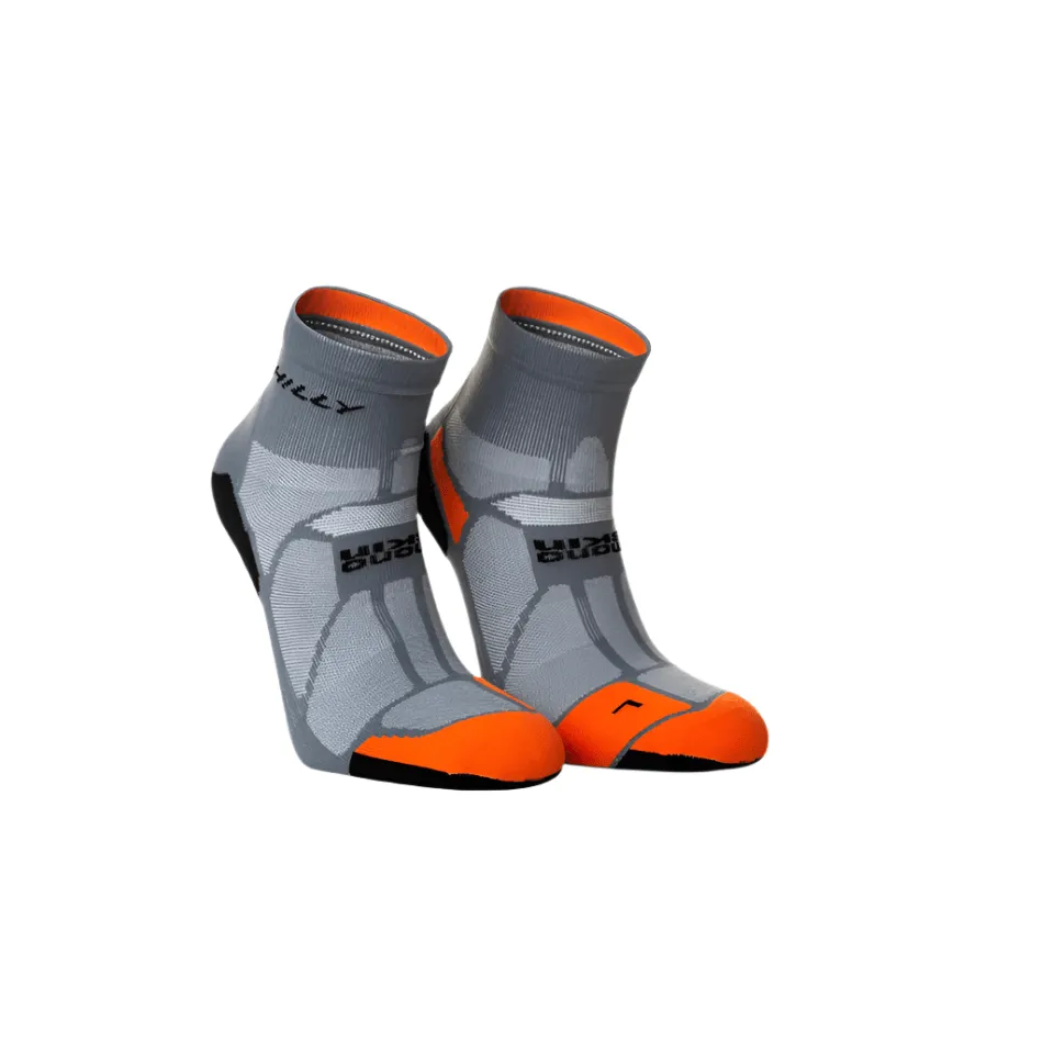 Hilly Marathon Fresh Anklet Min Running Socks in Granite/Orange SS25