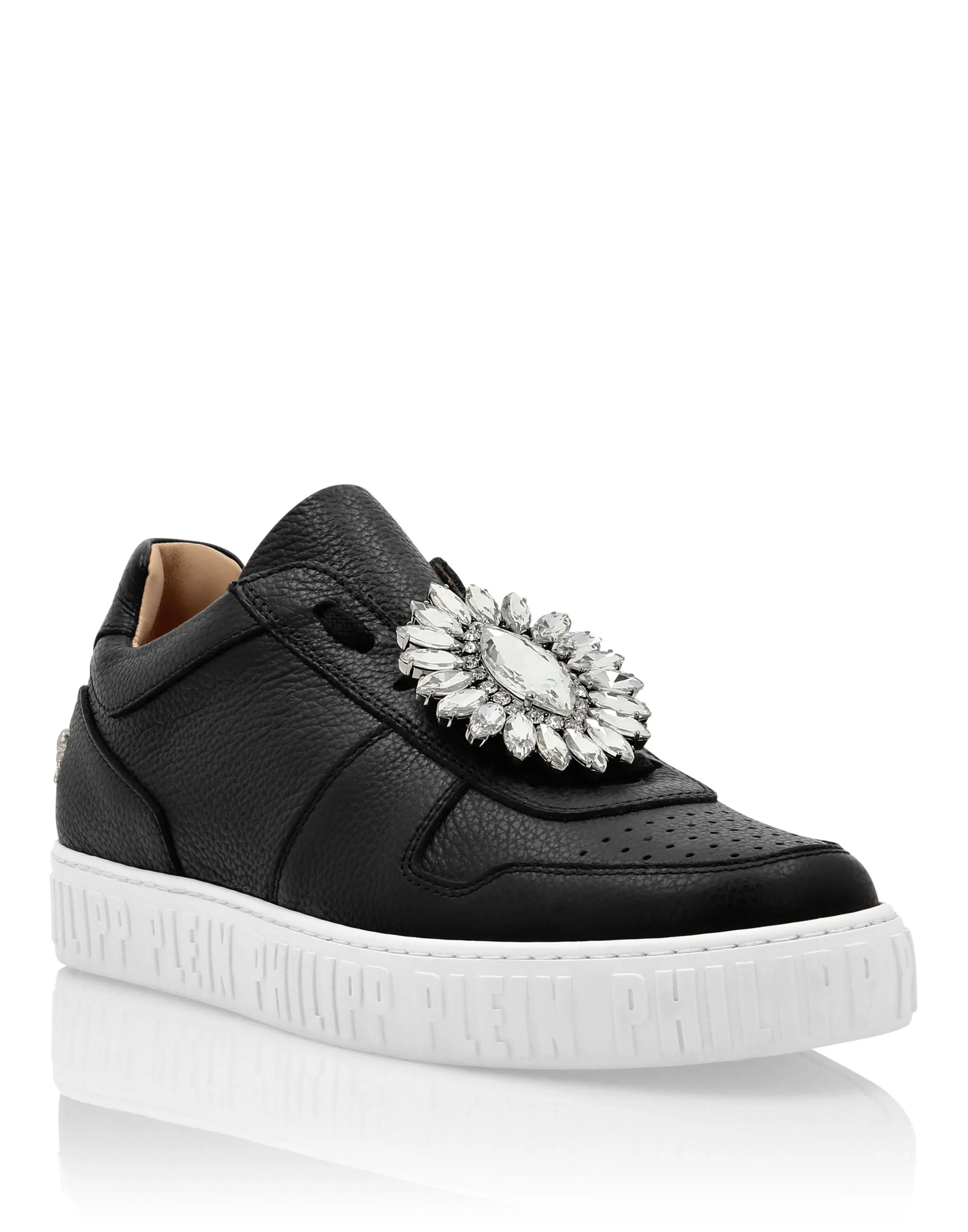 Leather Lo-Top Sneakers Brooches King Power