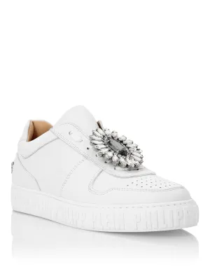 Leather Lo-Top Sneakers Brooches King Power