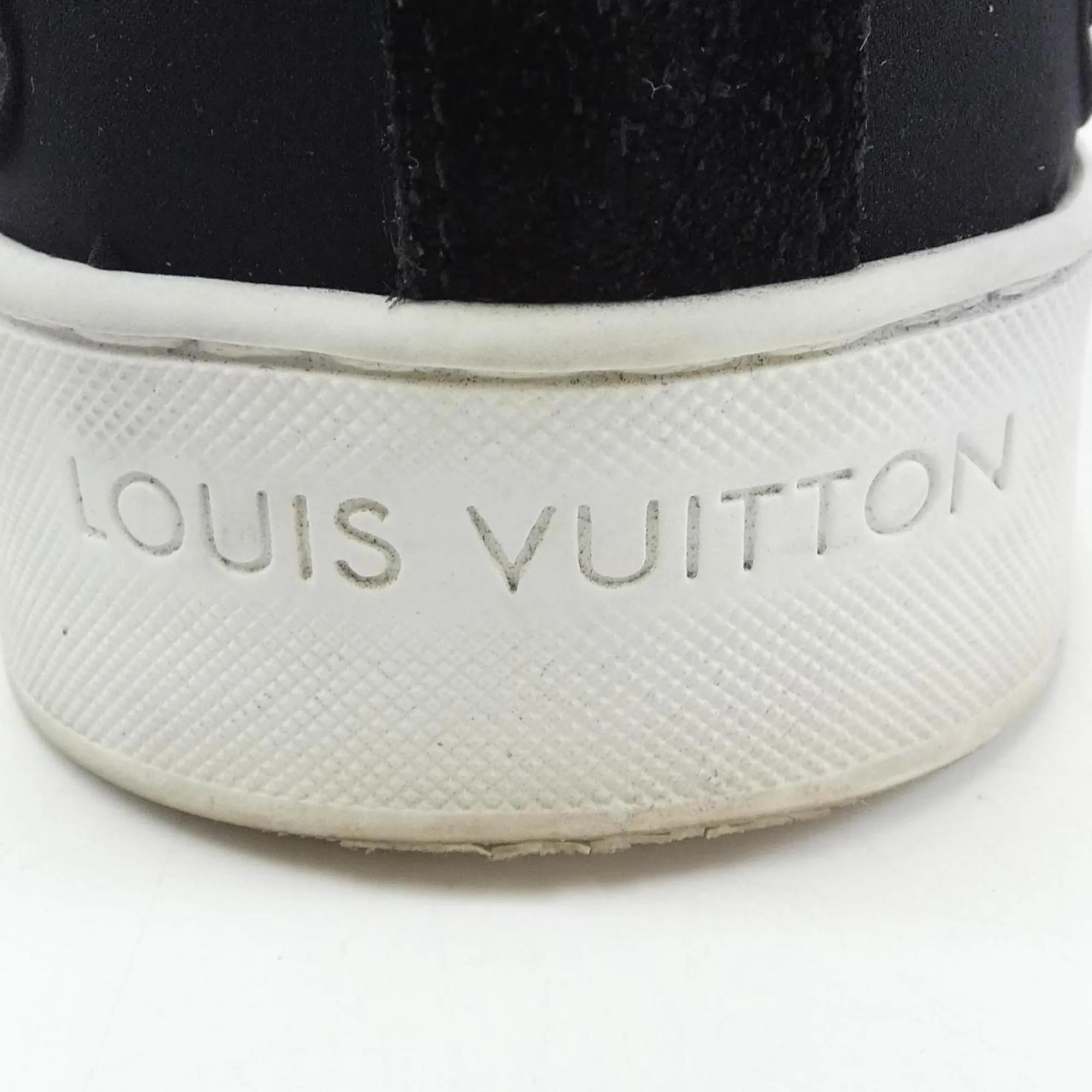 Louis Vuitton Sneakers (Pre-Owned)