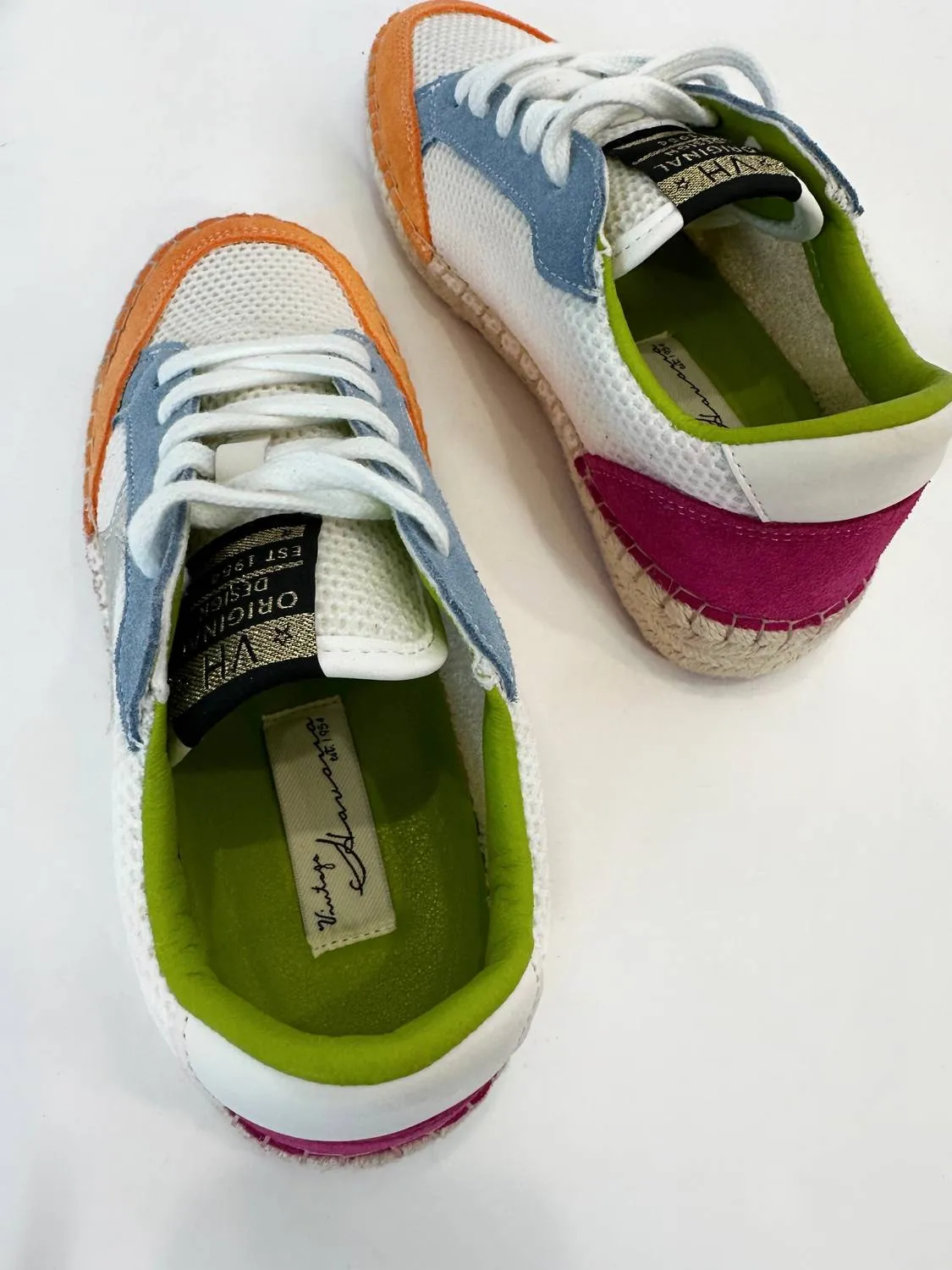 Ocean Breeze Shoes In White|Blue|Orange
