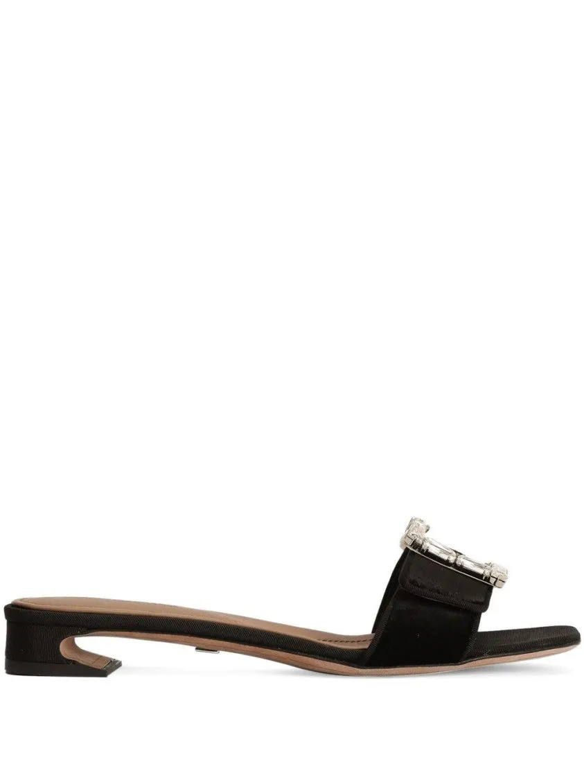 Open-Toe Sandals With Buckle Detail