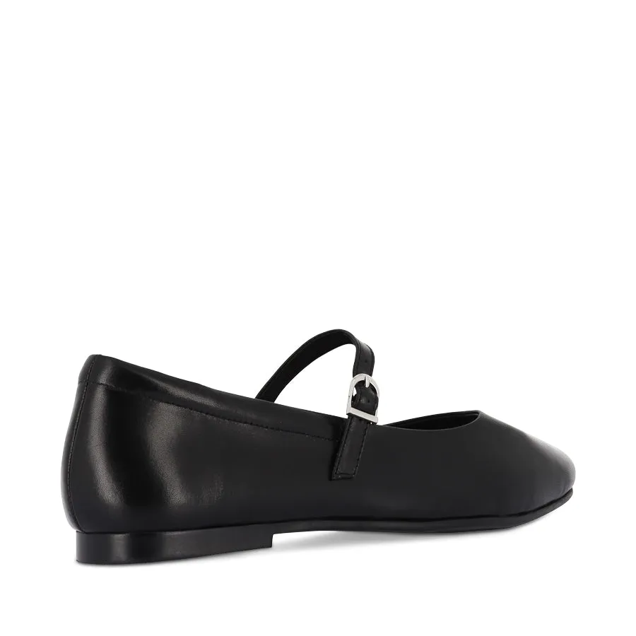 PASSY - BLACK LEATHER