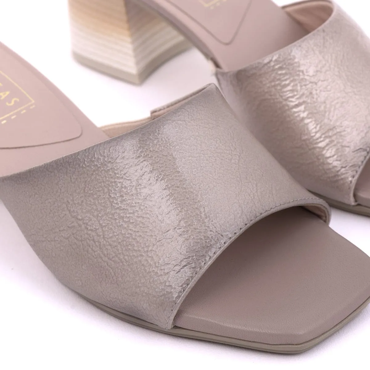 SANTI Light Taupe Patent