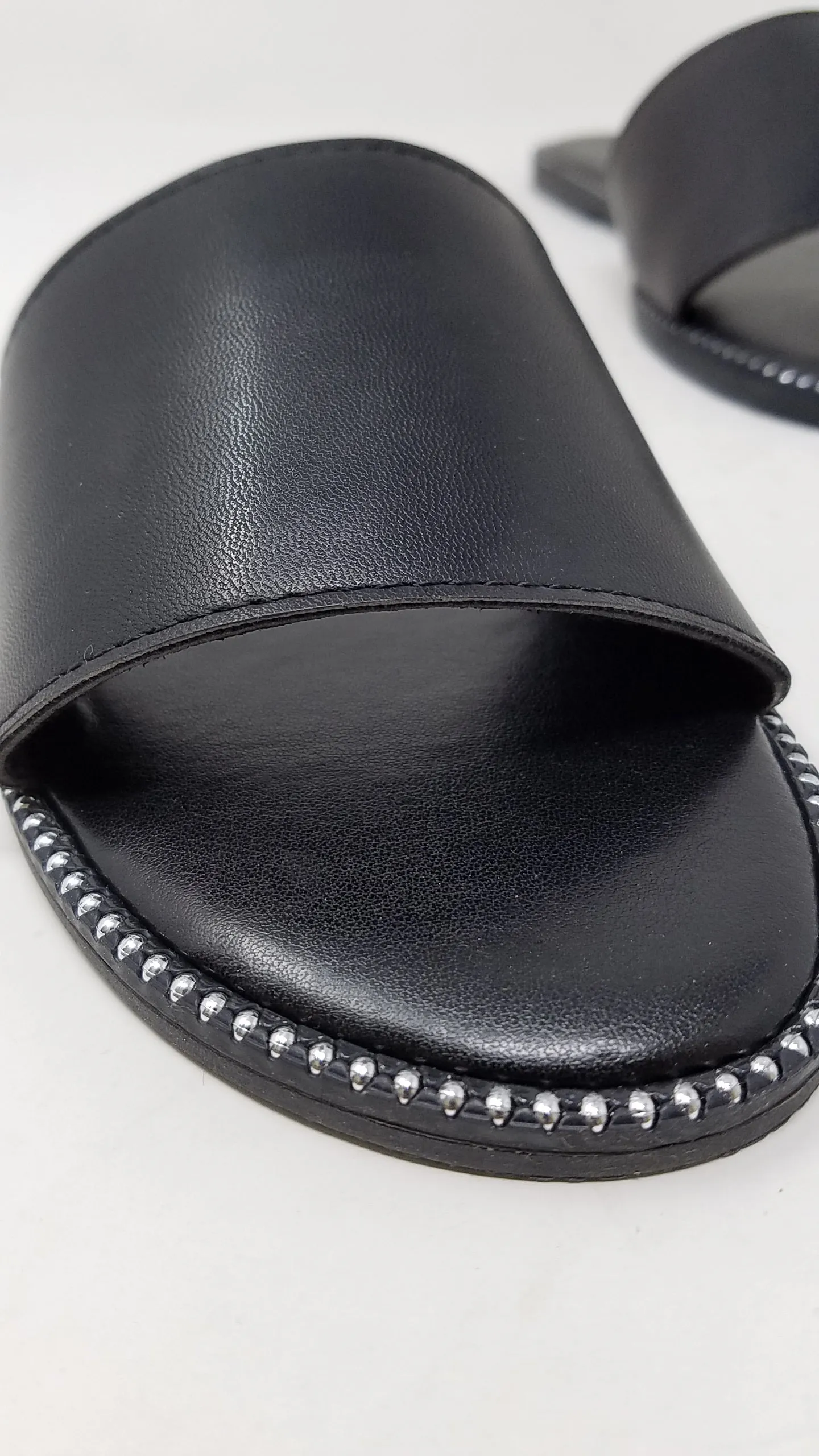 SNOW11A - BLACK PU