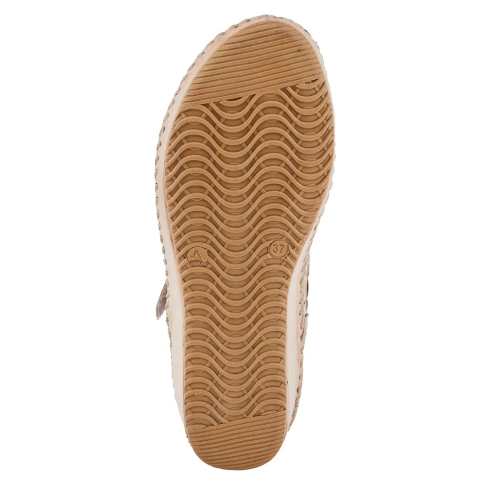 Spring Step Santonio Blush Leather Sandal (Women's)
