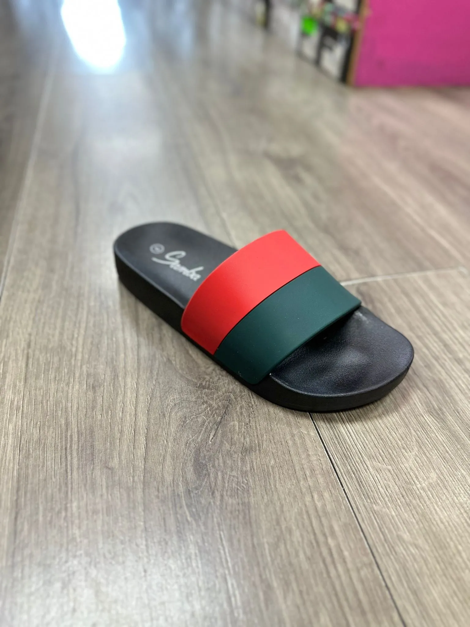 TARA - BLACK