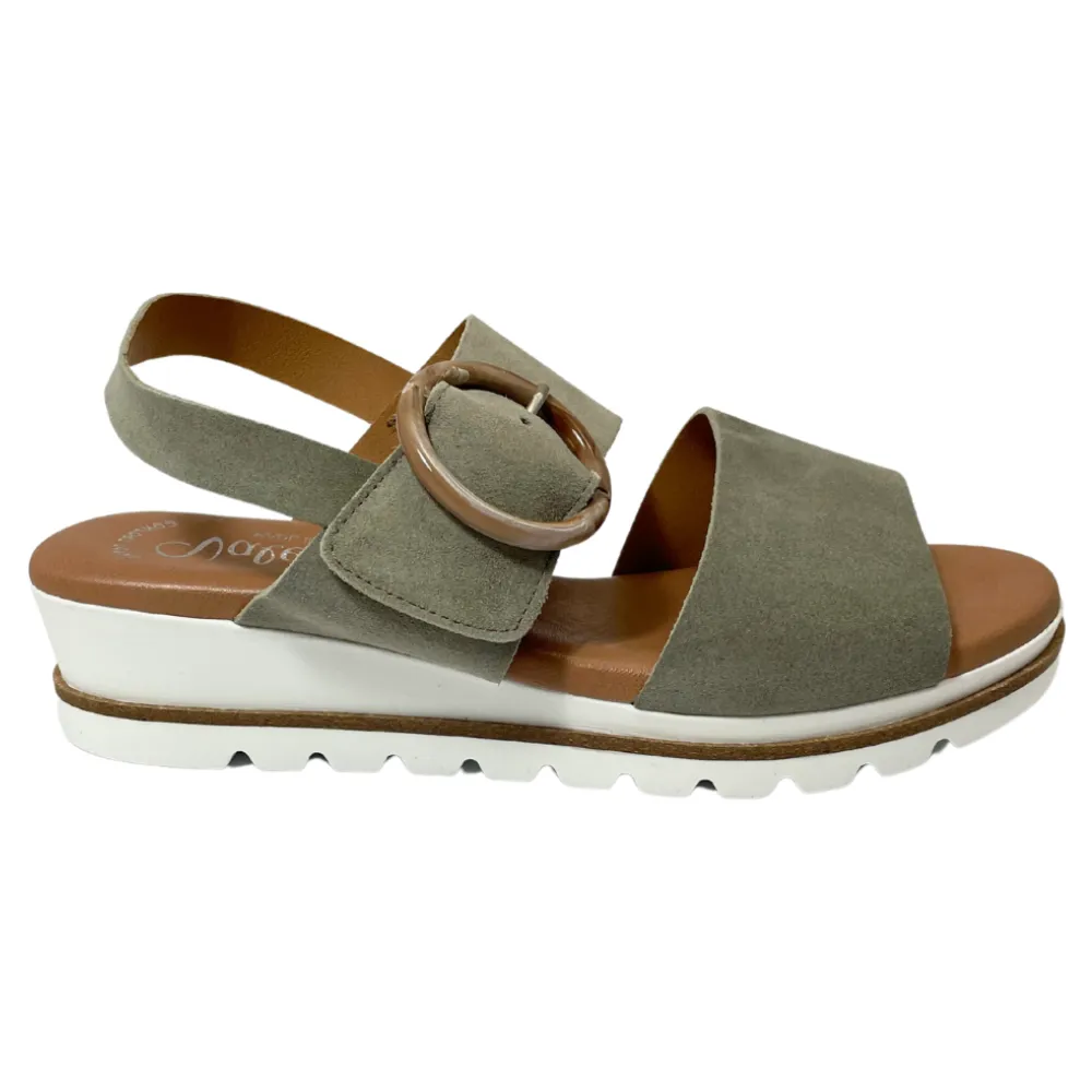 Valeria's Kellyjo Sage Soft Leather Sandal (Women's)