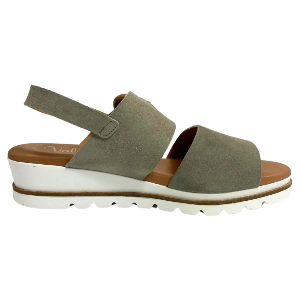 Valeria's Kellyjo Sage Soft Leather Sandal (Women's)