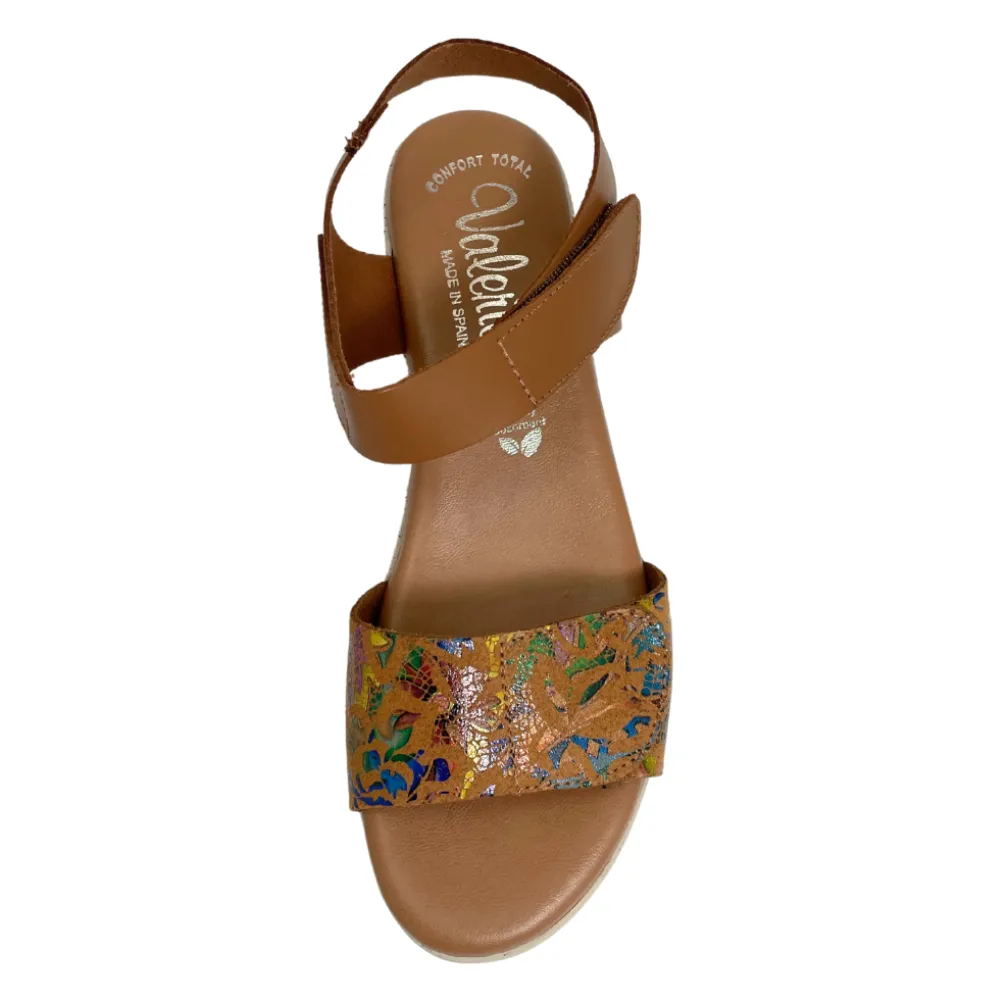Valeria's Lyndame Tan Leather Sandal (Women's)