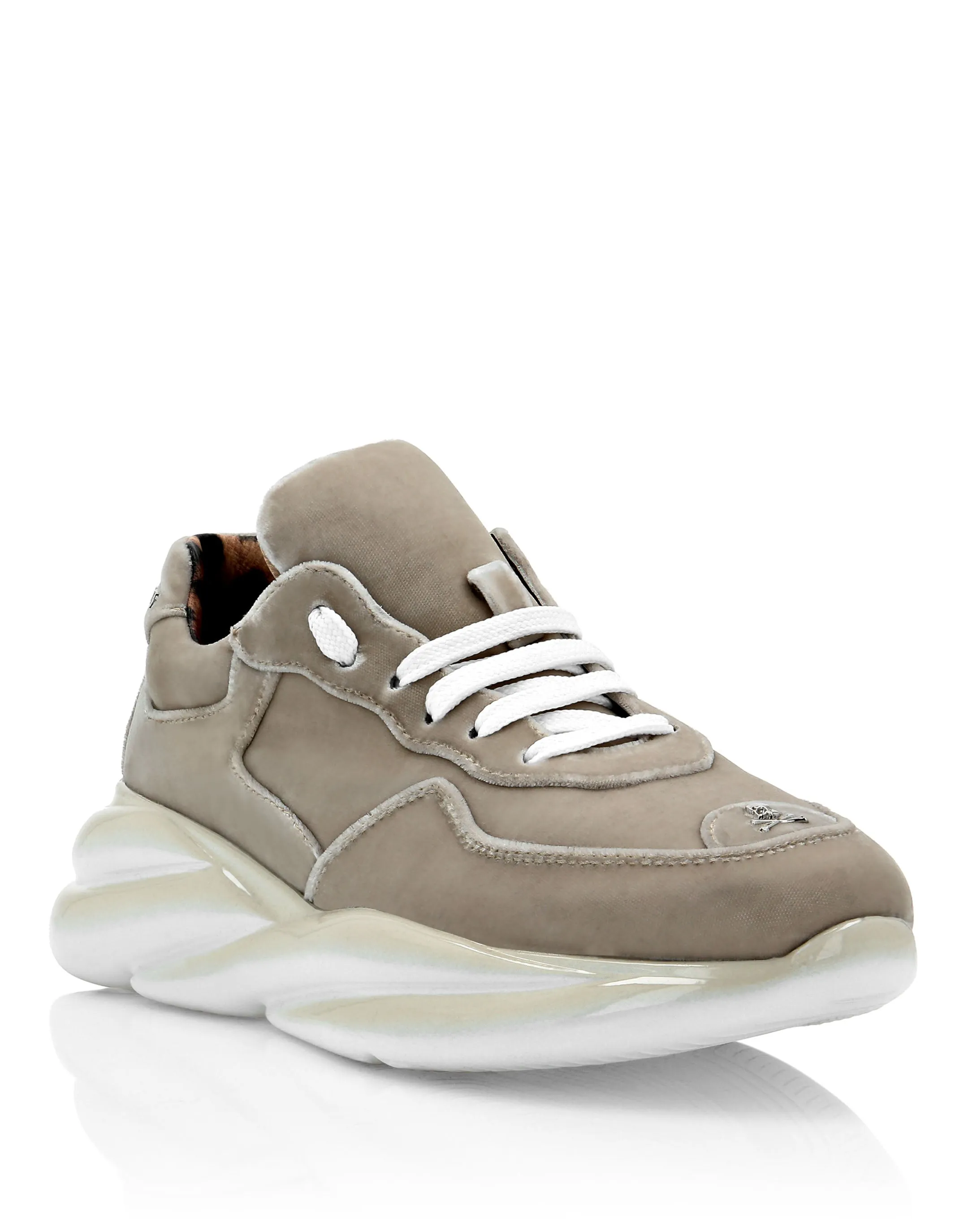 Velvet Runner