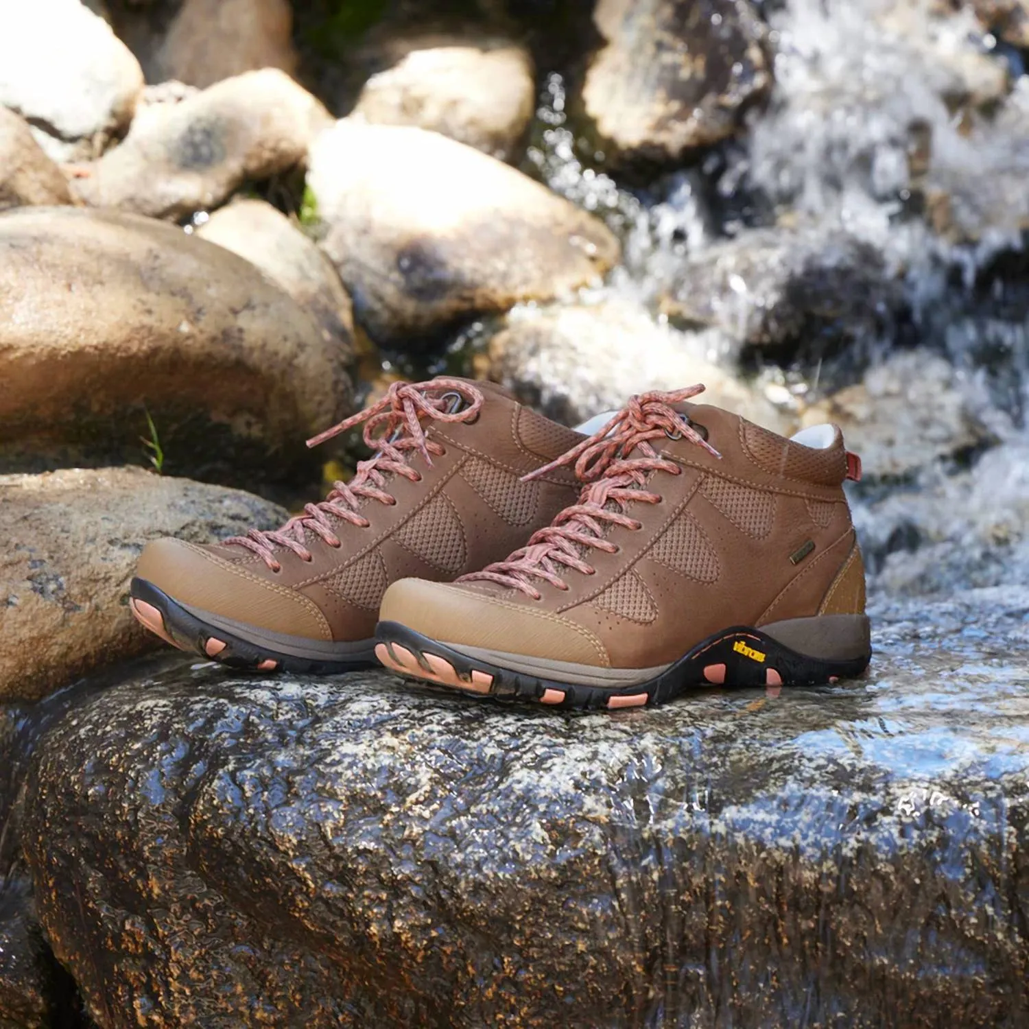 Women Perrin Boot In Morel - 200220