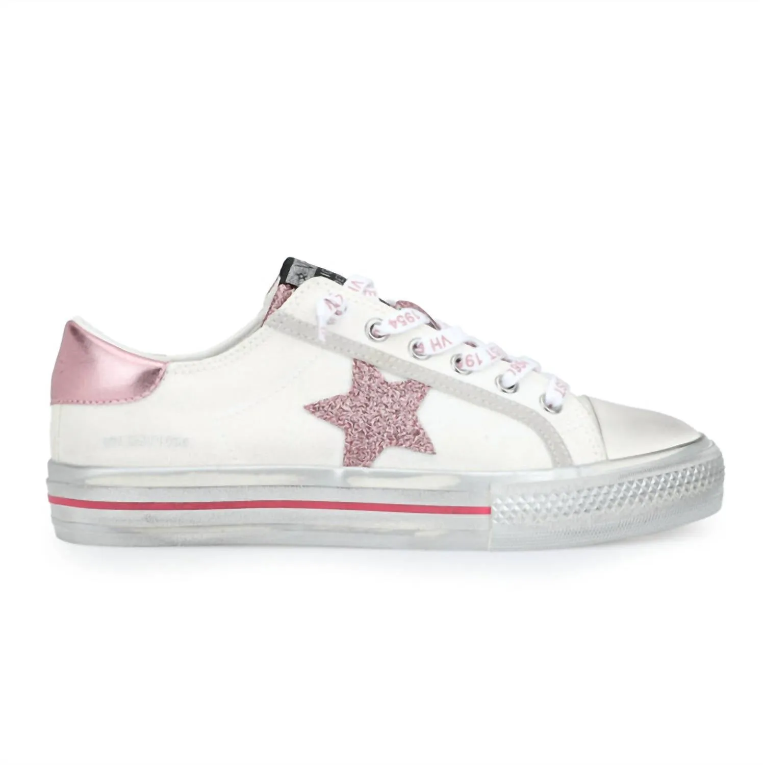 Women's Alive 25 Sneaker In White/pink