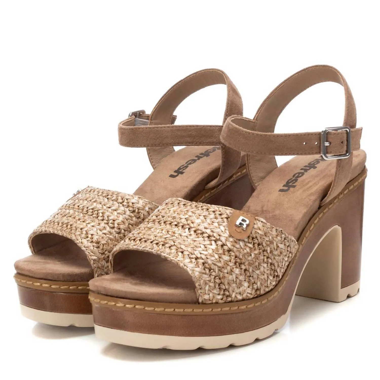 Women's Casual Sandals In Taupe