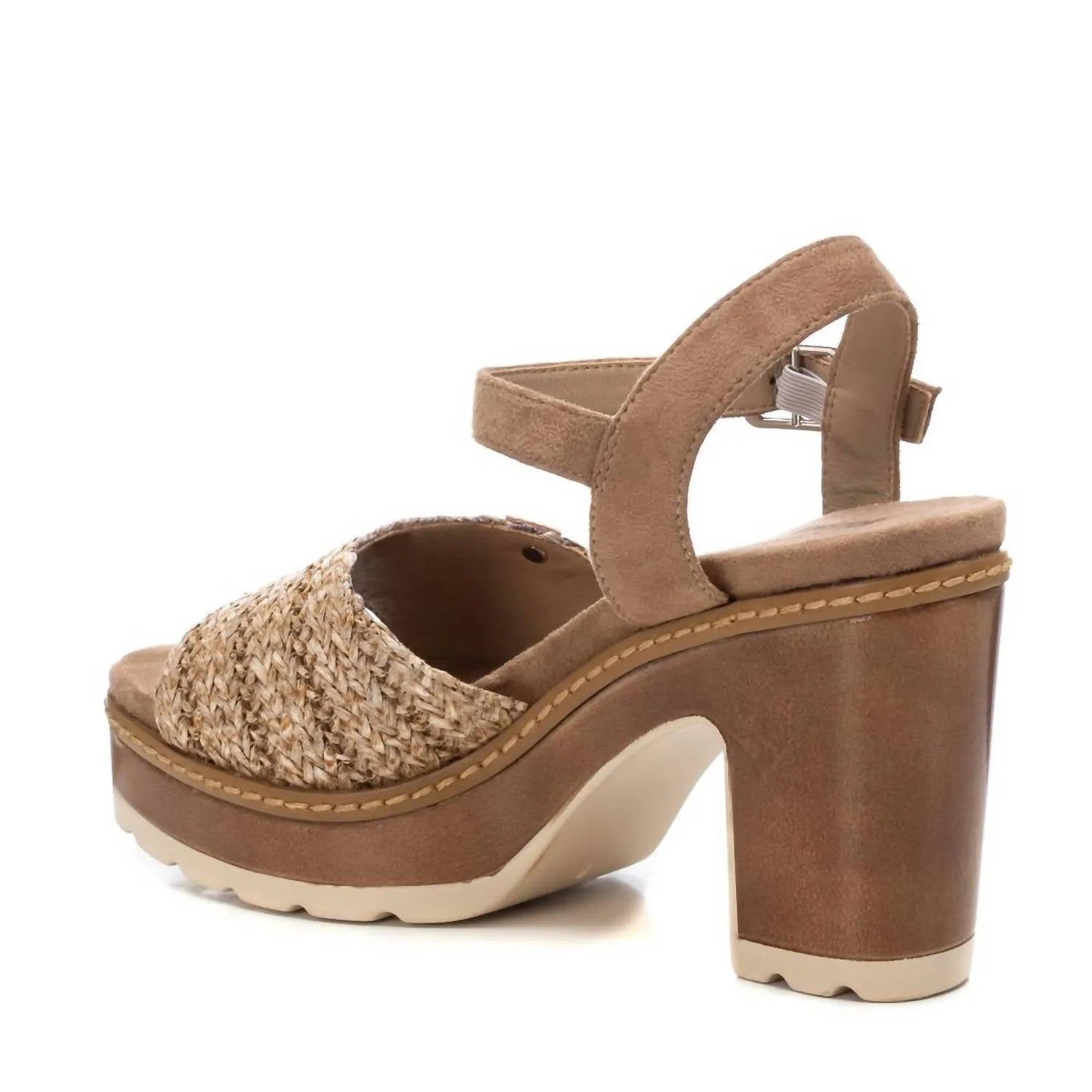 Women's Casual Sandals In Taupe