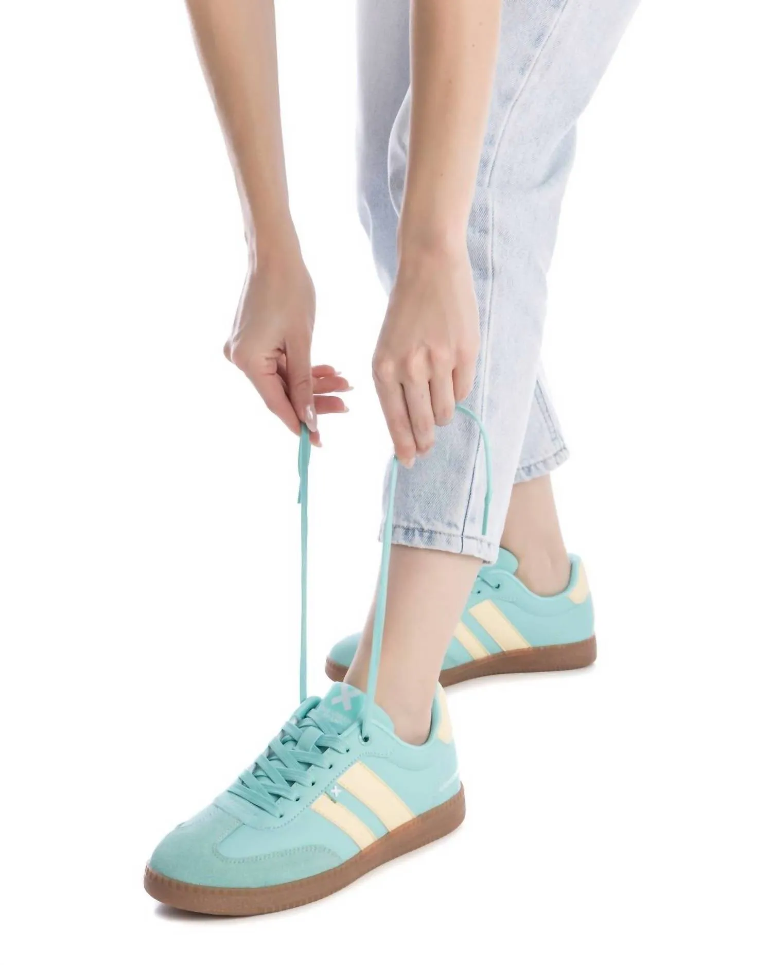 Women's Casual Sneakers In Aqua