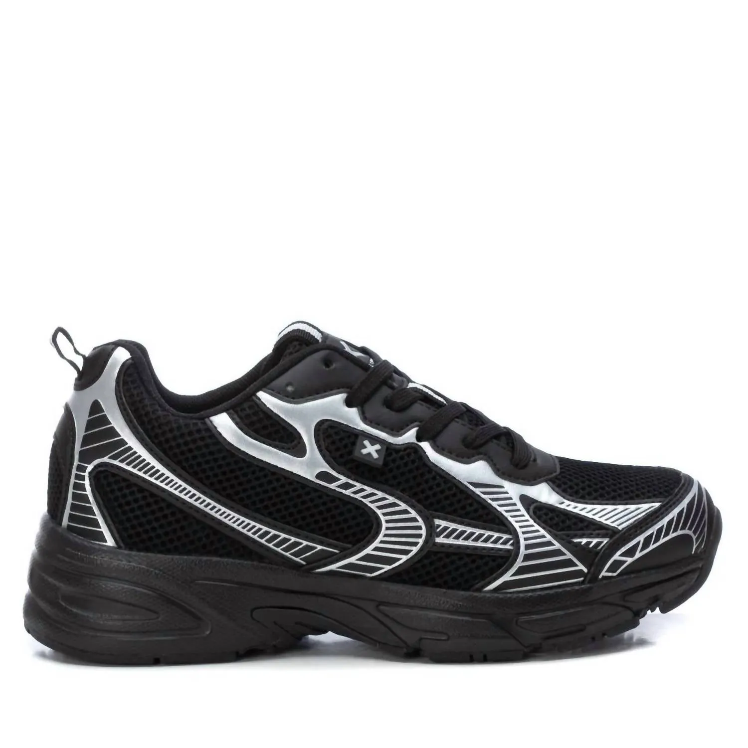 Women's Casual Sneakers In Black