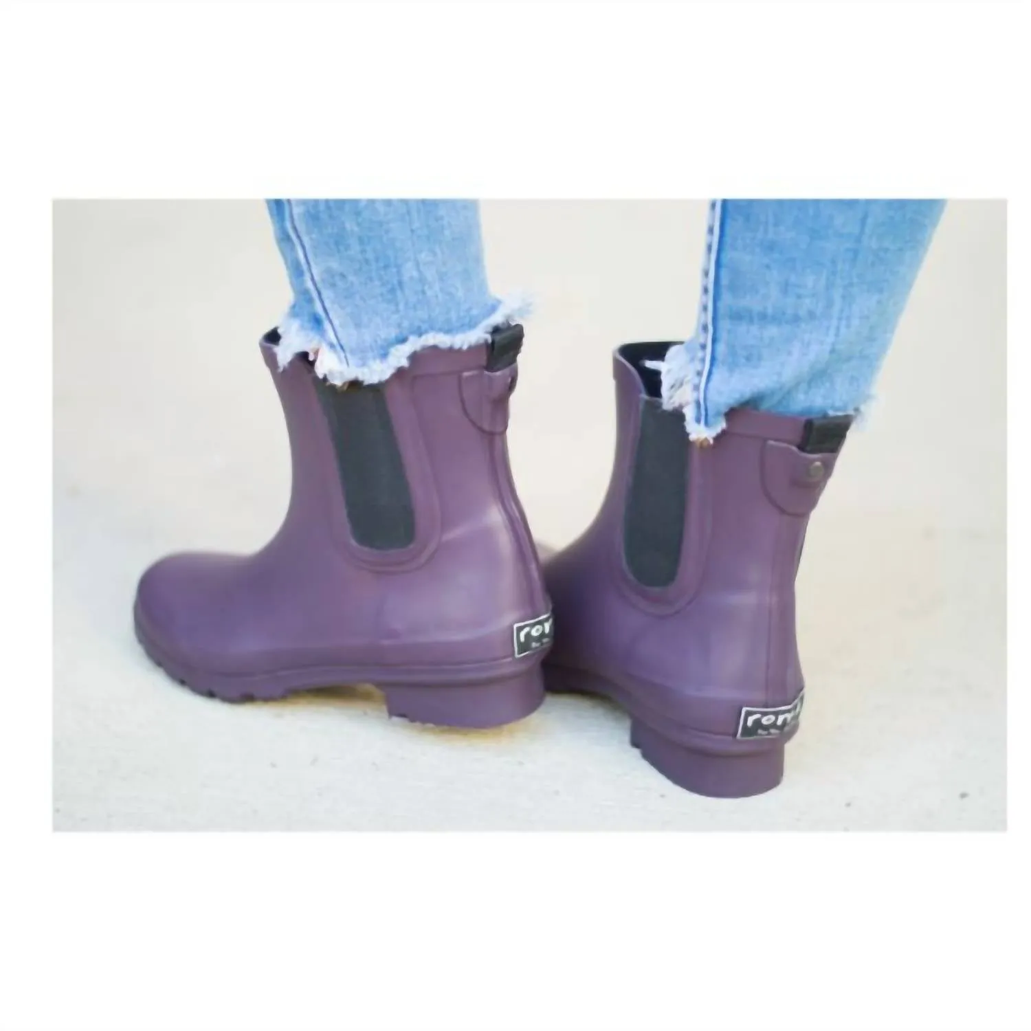 Women's Chelsea Rain Boots In Eggplant