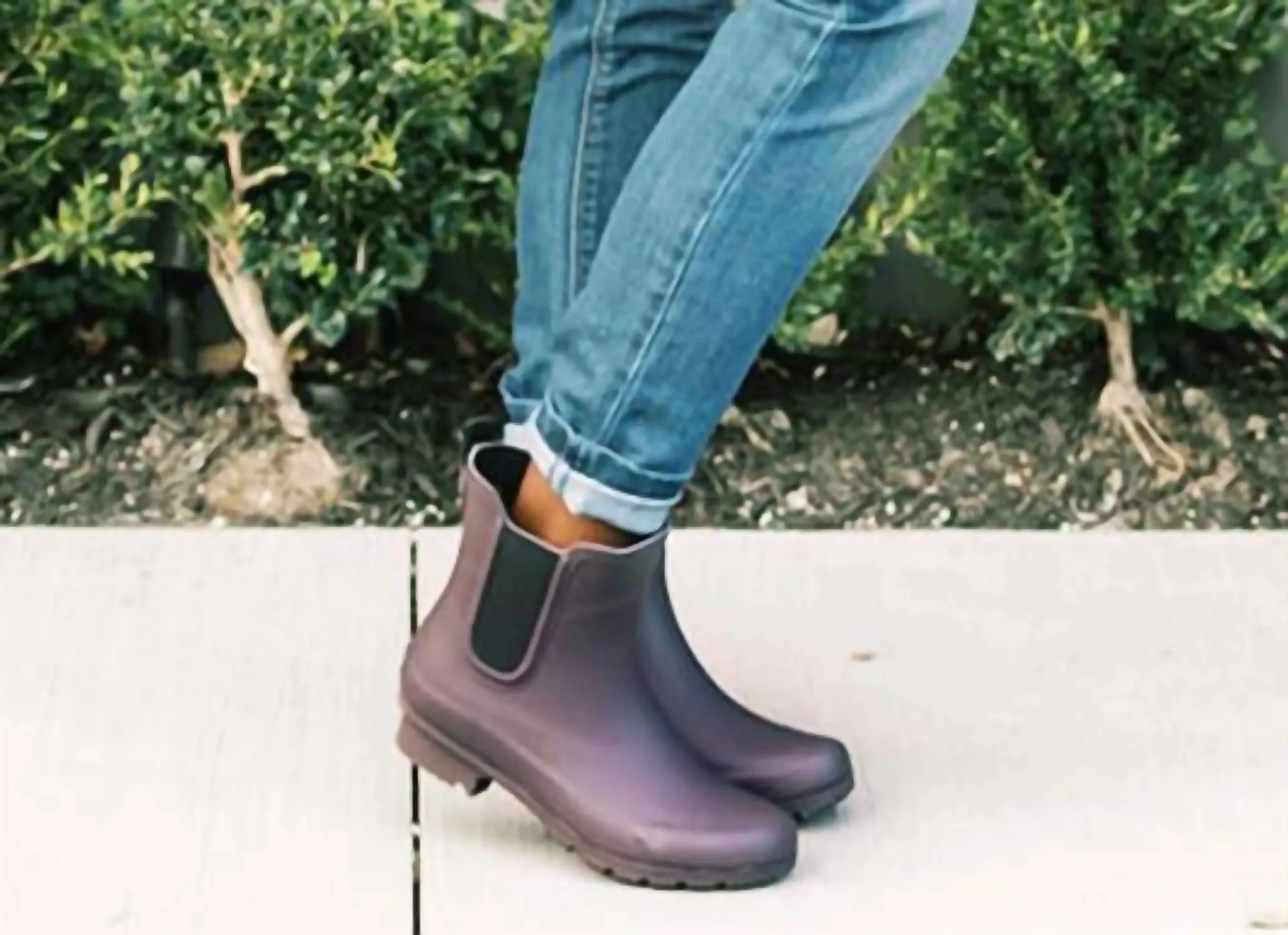 Women's Chelsea Rain Boots In Eggplant