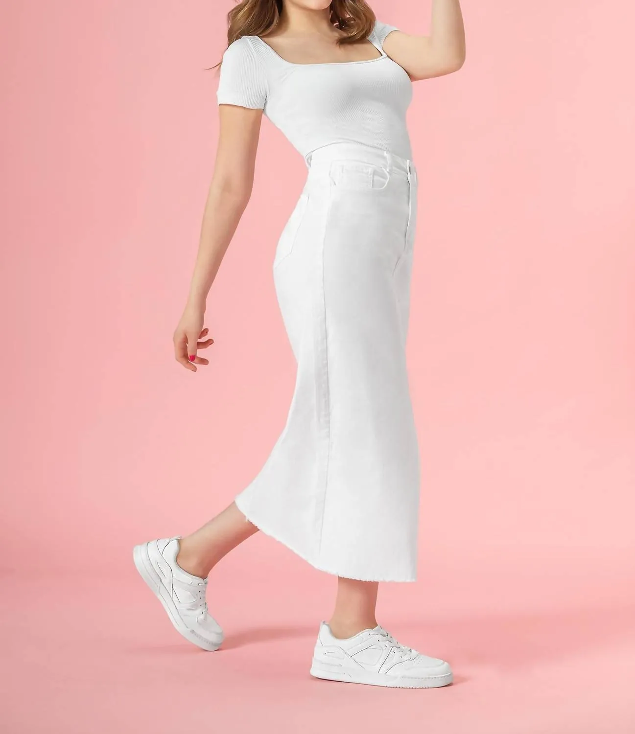Women's Classic Sneakers In White