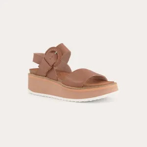 Women's Crepe Leather Sandals In Caramel Leather With Camel Sole