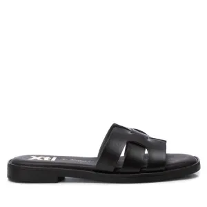 Women's Flat Sandals In Black