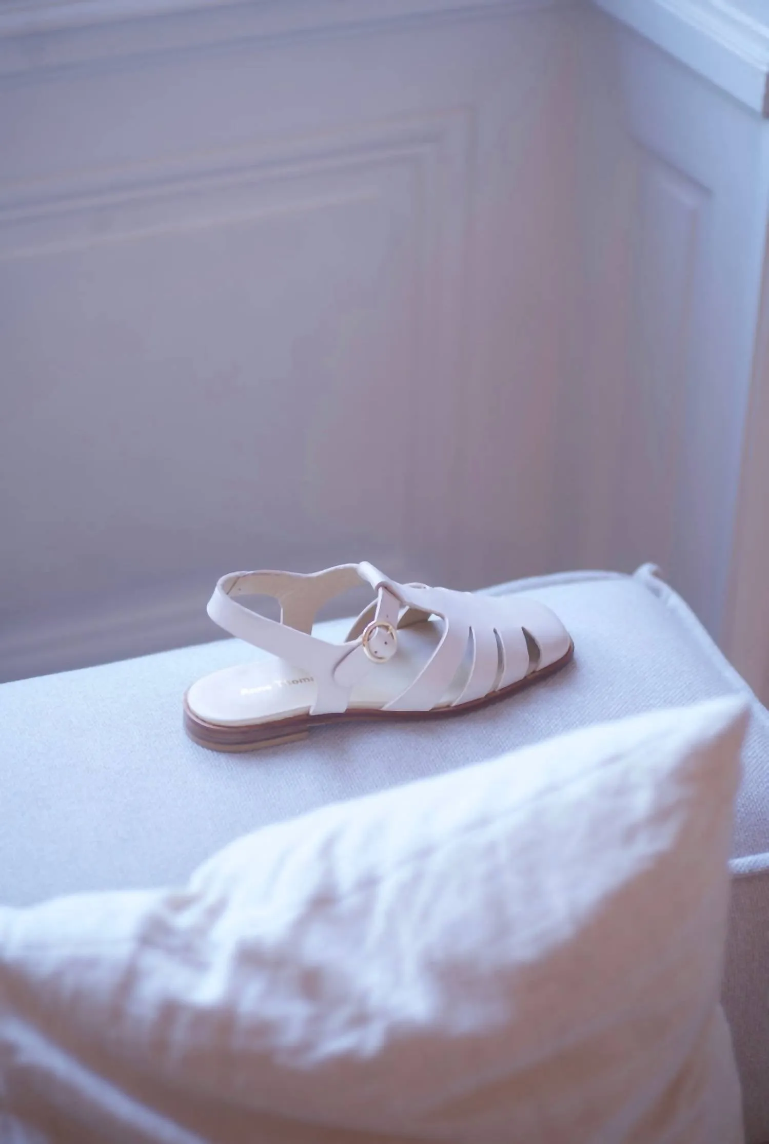 Women's Hackney Sandal In Latte