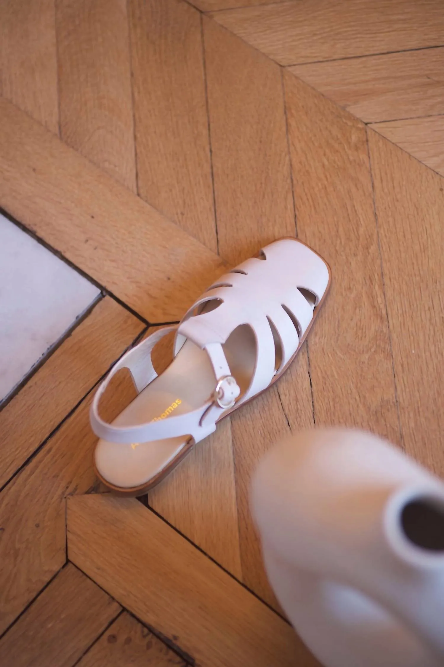 Women's Hackney Sandal In Latte