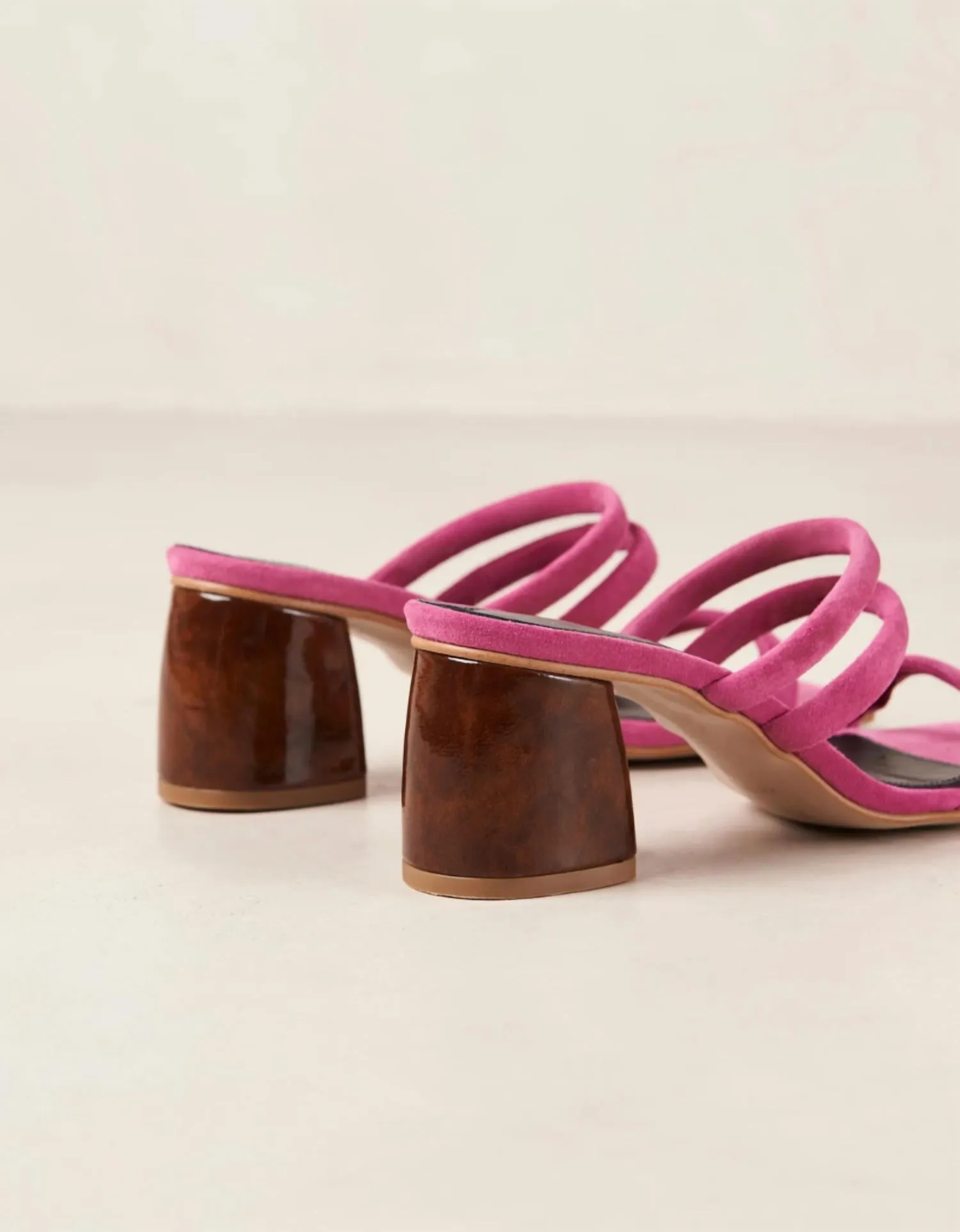 Women's Indiana Sandals In Pink