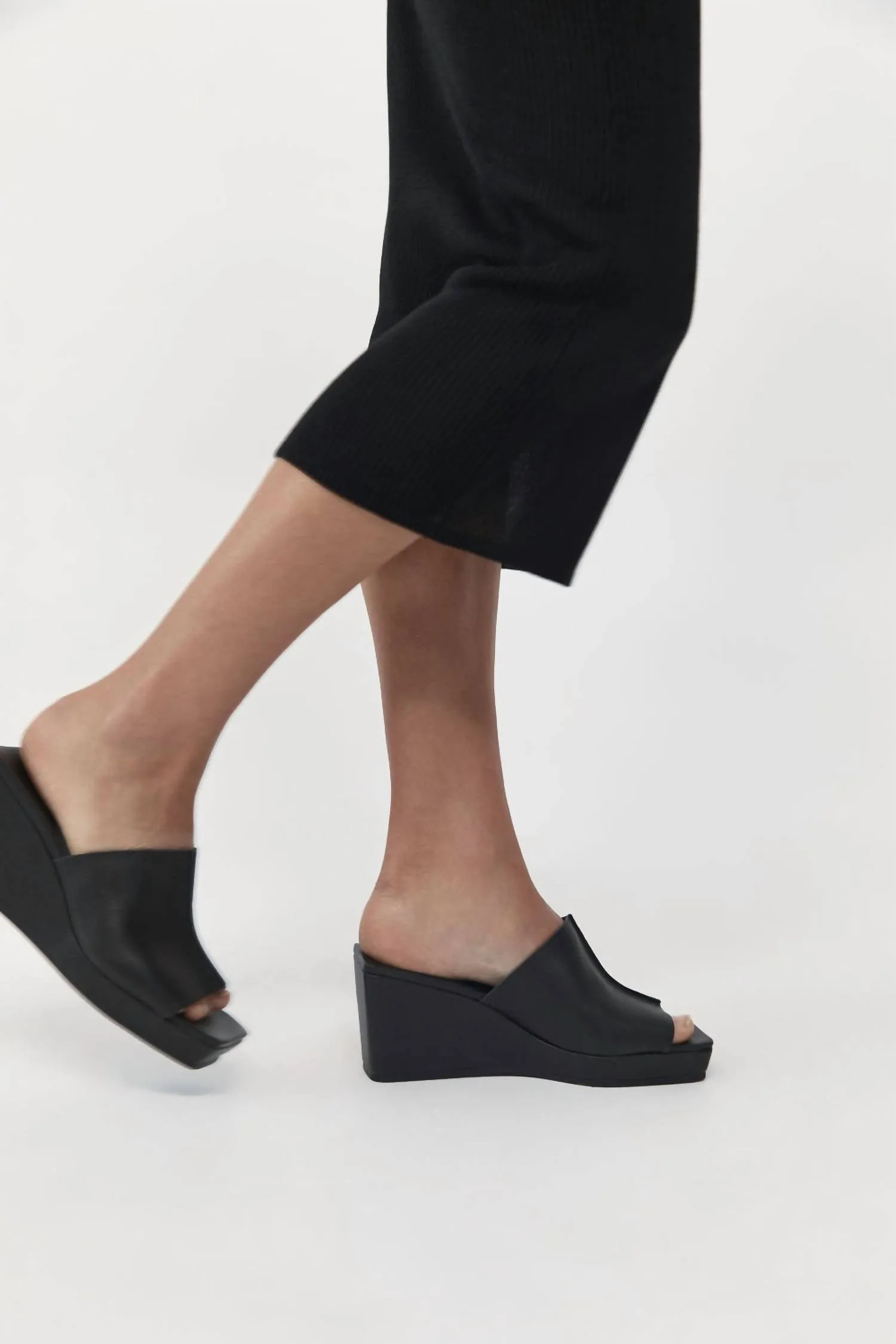 Women's Maria Wedge Sandal In Black