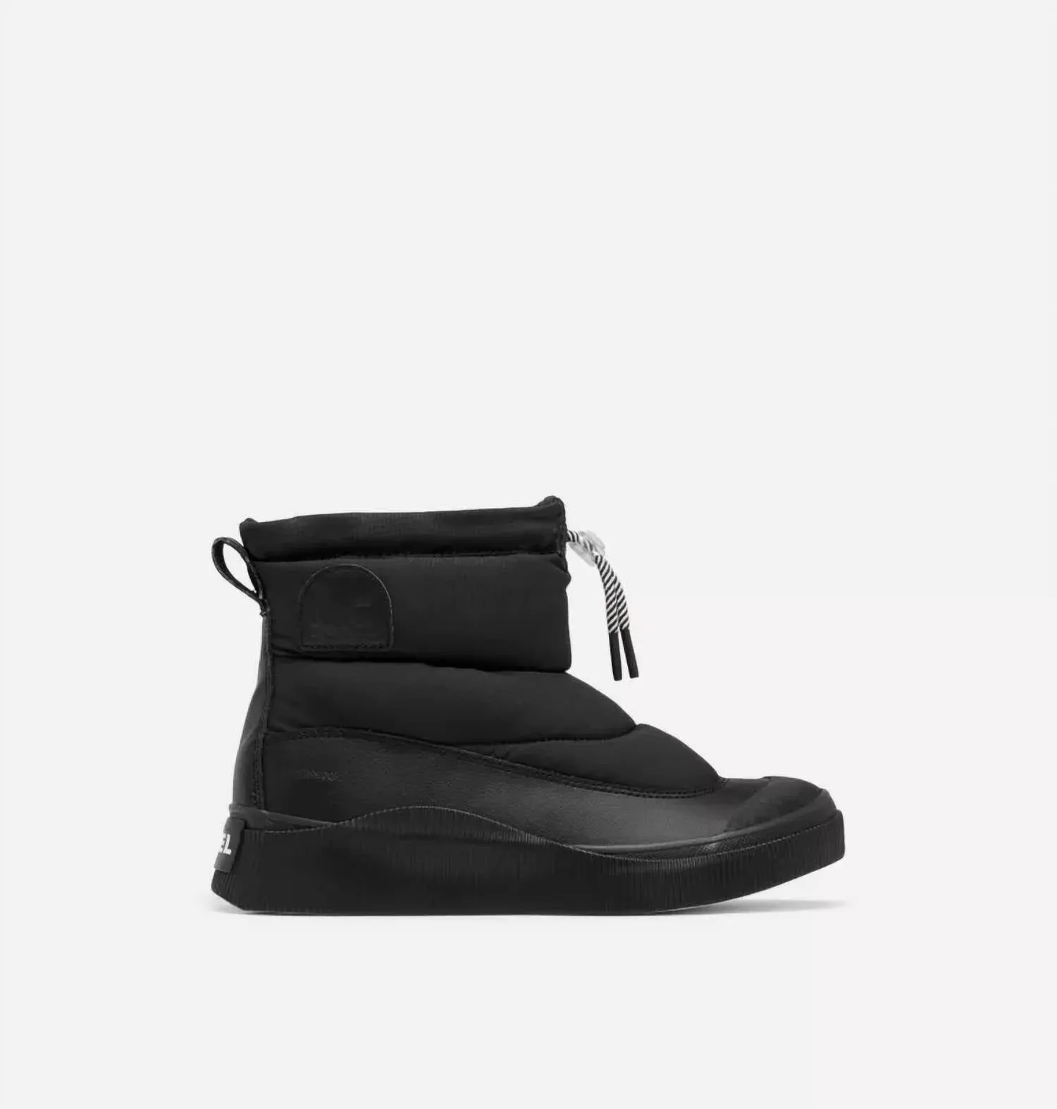 Women's Out N About Iv Puffy Boots In Black / Chalk