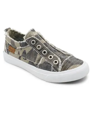 Women's Play Sneaker In Camo