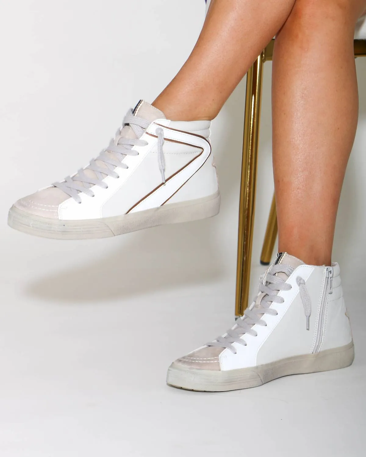 Women's Rooney Sneaker In Light Grey