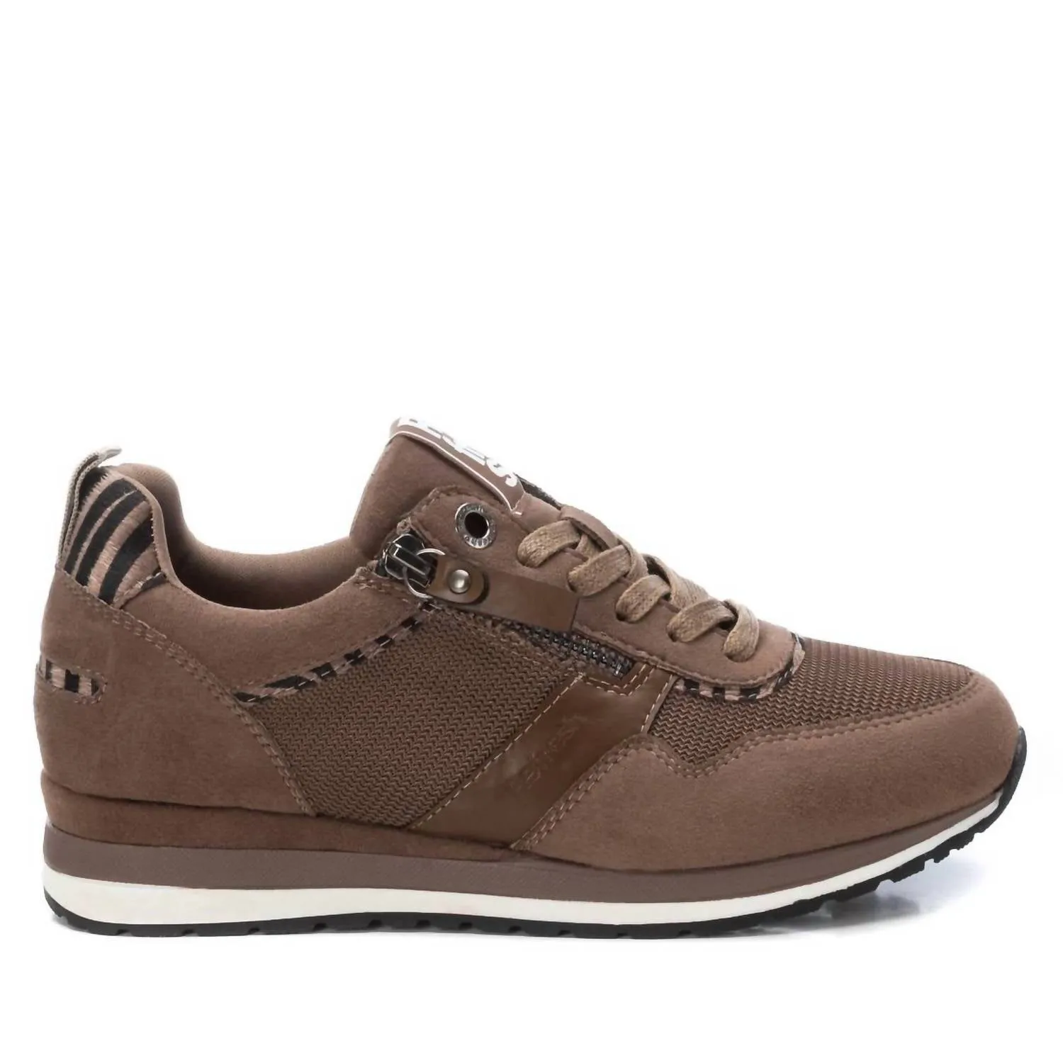 Women's Trainer Sneakers In Taupe