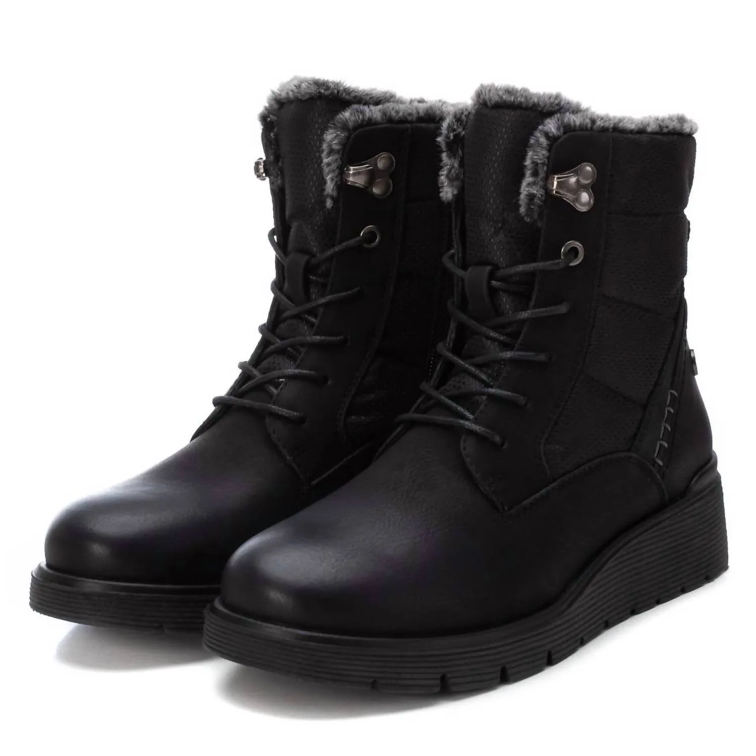 Women's Winter Booties In Black